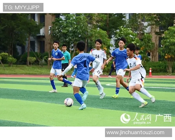 穿白袜子驰骋绿茵场的足球明星们谁是你心中的最佳选择